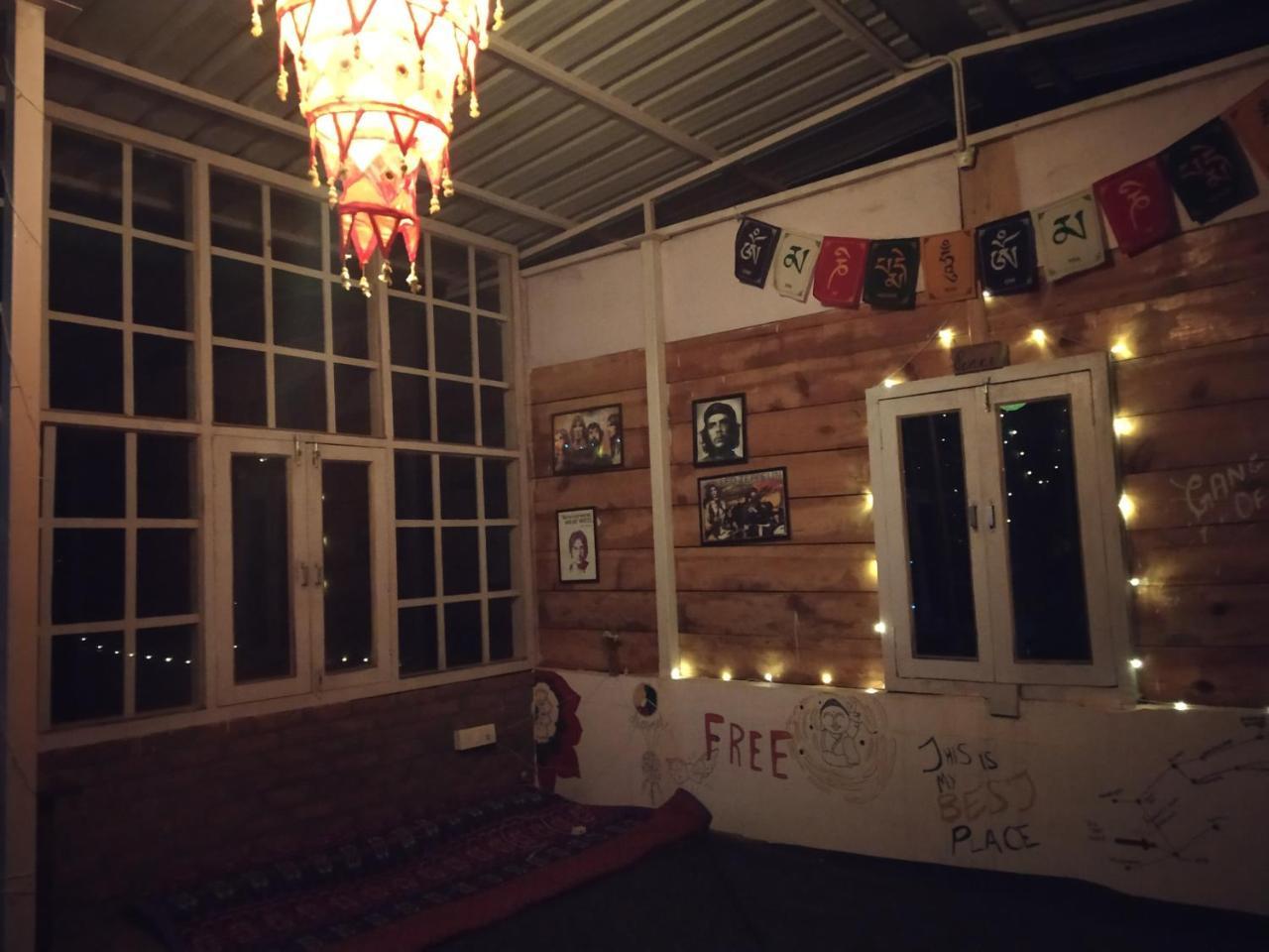 Vista Hostel Jeolikote, Nainital Patwa Dunga Εξωτερικό φωτογραφία